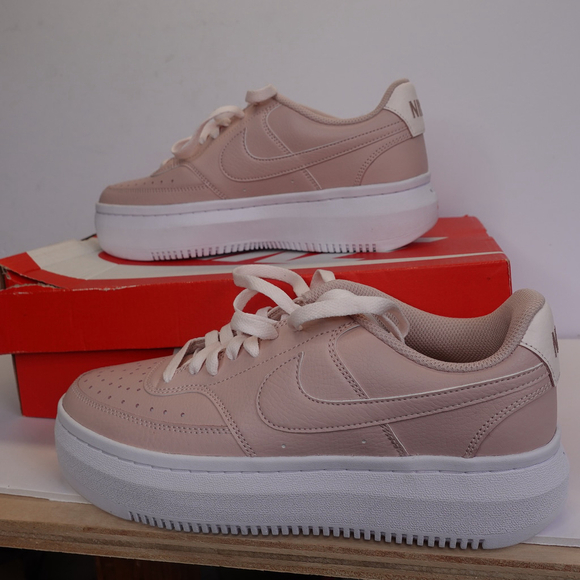 Women's Nike Court Vision Alta Platform Sneakers Pink White Size 10 NIB - Picture 5 of 11
